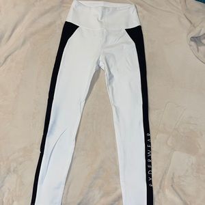 Ryderwear leggings, size small.